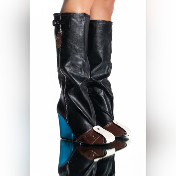 Fashion Nova boot 👢 - Picture 6 of 8